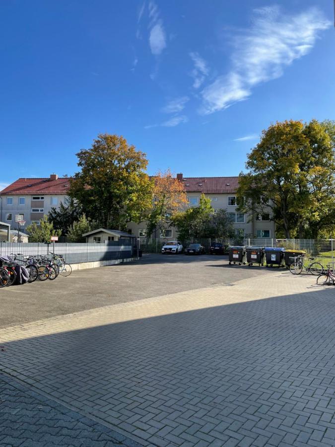 Komfortables Apartment In Der Naehe Der Messe Hanóver Exterior foto